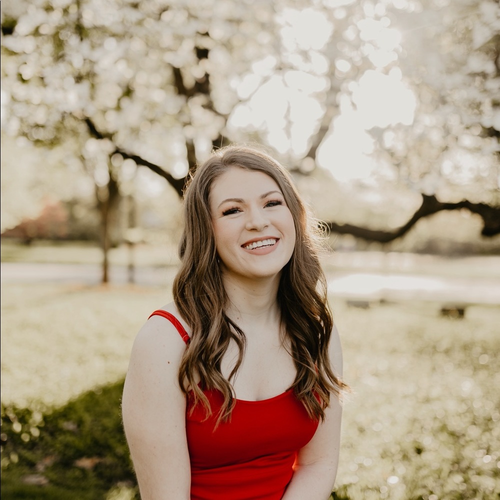 Meet your Posher, Emily